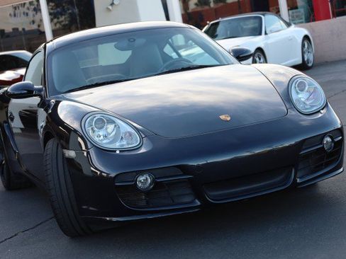 Used 2007 Porsche Cayman S RWD image 2