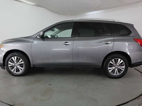 Used 2020 Nissan Pathfinder SL AWD/4WD image 4