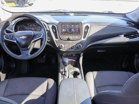 Used 2024 Chevrolet Malibu LT FWD image 6