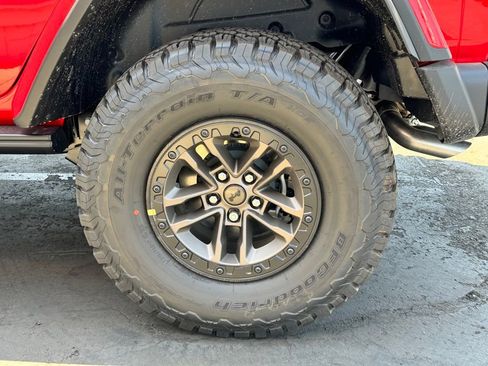 New 2024 Jeep Wrangler Unlimited Rubicon 392 image 17