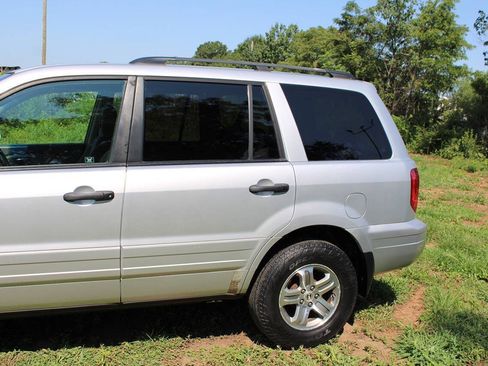 Used 2005 Honda Pilot EX image 11