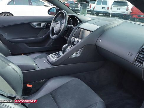 Used 2017 Jaguar F-TYPE Convertible 2D image 30
