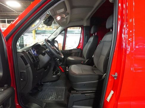 New 2026 RAM ProMaster 1500 w/ Convenience Group image 9