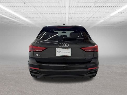 Used 2024 Audi Q3 2.0T Premium AWD/4WD image 3