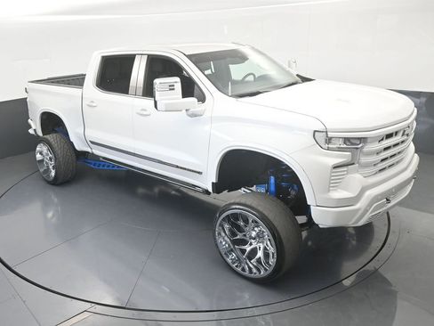 Used 2022 Chevrolet Silverado 1500 High Country image 74