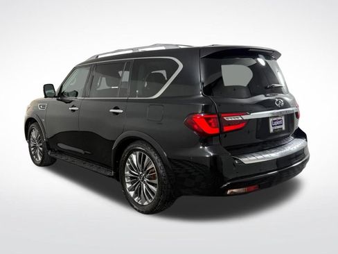 Used 2018 INFINITI QX80 4WD w/ Driver Assistance Package image 11