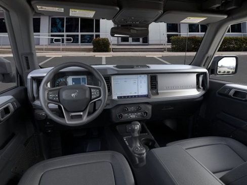 New 2025 Ford Bronco Big Bend image 9