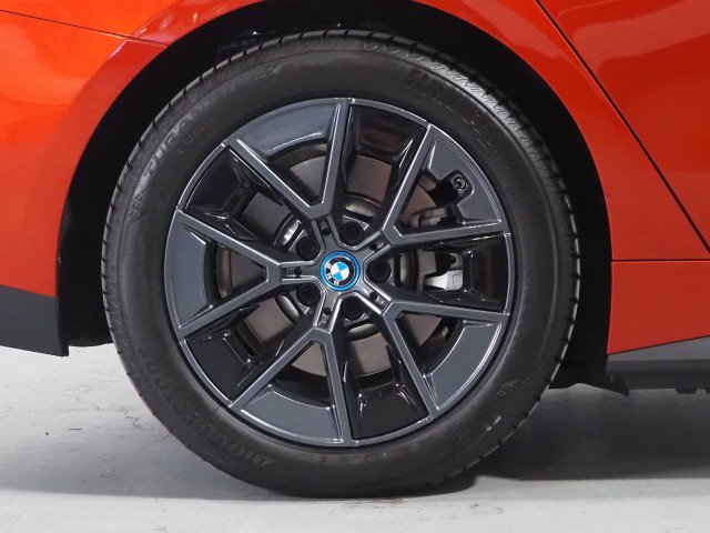 Used 2023 BMW i4 eDrive35 w/ Premium Package RWD image 54