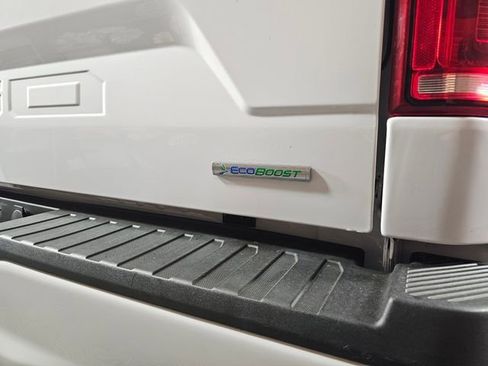 Used 2018 Ford F150 XLT w/ Equipment Group 302A Luxury image 18