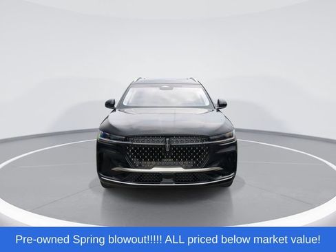 Used 2024 Lincoln Nautilus Black Label AWD/4WD image 3