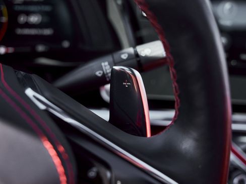 Used 2020 Chevrolet Corvette Stingray Premium Cpe w/ 3LT Preferred Equipment Group image 50