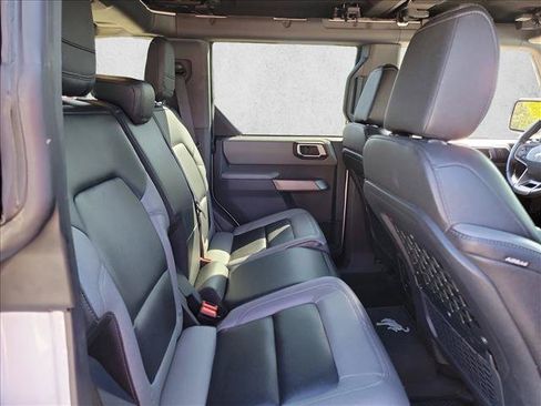 Used 2023 Ford Bronco Black Diamond AWD/4WD image 15