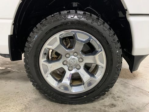 Used 2020 RAM 1500 Big Horn AWD/4WD image 12