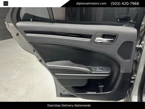 Used 2019 Chrysler 300 S w/ Safetytec Plus Group image 39