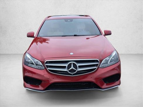 Used 2016 Mercedes-Benz E 350 Sedan image 2