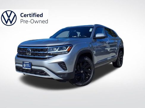 Certified 2022 Volkswagen Atlas Cross Sport SE image 1