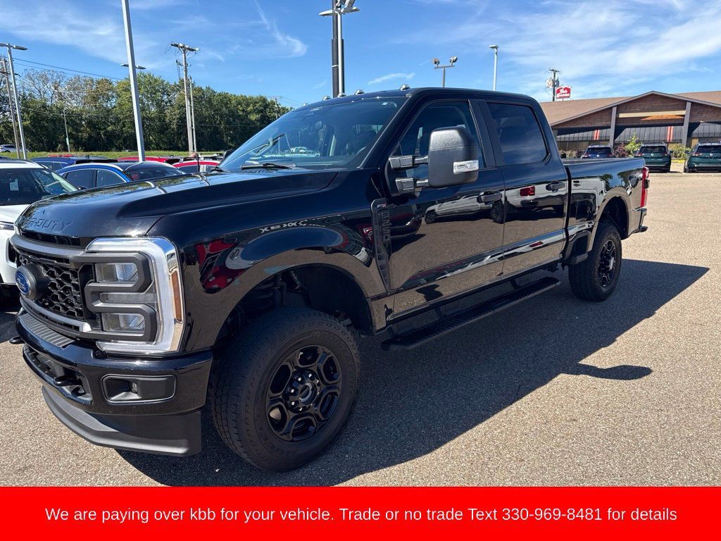 Used 2024 Ford F250 XL w/ STX Appearance Package AWD/4WD image 4