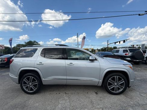 Used 2018 GMC Acadia Denali w/ Technology Package AWD/4WD image 5