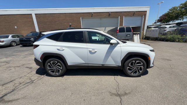 New 2026 Hyundai Tucson SEL Plus AWD/4WD image 16