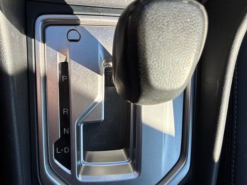 Used 2021 Subaru Forester Premium image 34