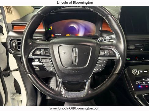 Certified 2022 Lincoln Nautilus Reserve w/ Equipment Group 201A image 26