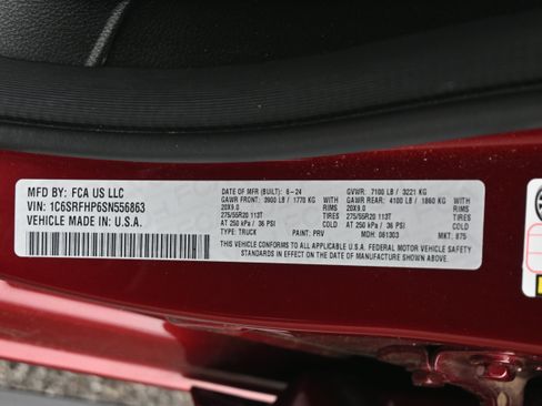 Used 2025 RAM 1500 Limited w/ Trailer Tow Group AWD/4WD image 38