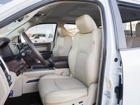 Used 2015 RAM 3500 Laramie image 24