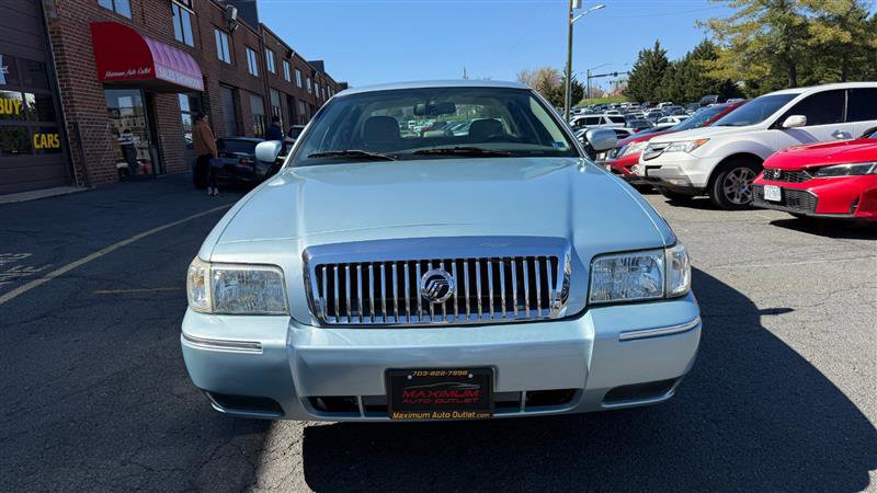 Used 2009 Mercury Grand Marquis LS RWD image 2