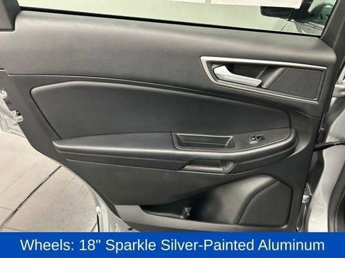 Used 2023 Ford Edge SEL image 35