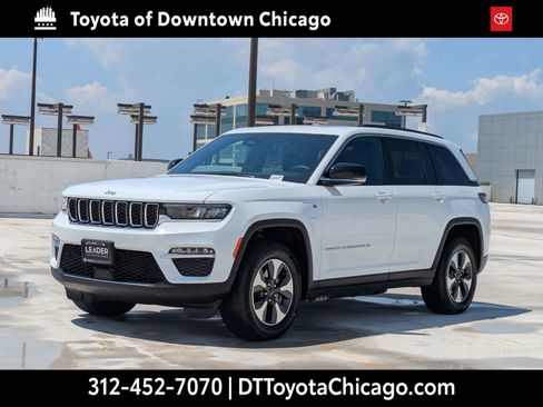 Used 2024 Jeep Grand Cherokee Limited 4xe image 3