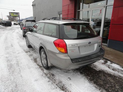 Used 2006 Subaru Outback 3.0R L.L. Bean image 3