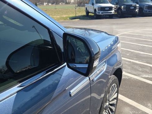 Used 2020 Lincoln Navigator Reserve w/ Luxury Package image 6