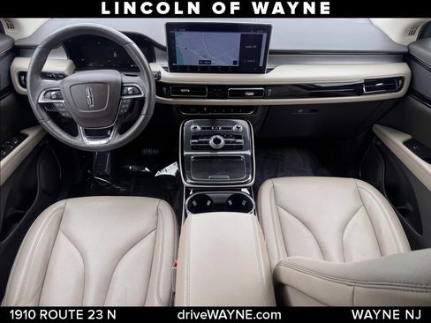 Certified 2022 Lincoln Nautilus AWD w/ Premium Package image 23