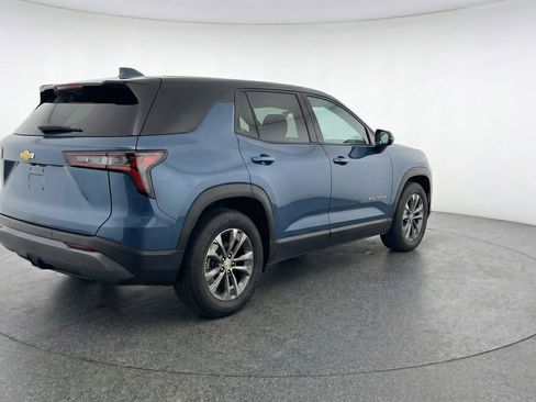 Used 2025 Chevrolet Equinox LT image 9