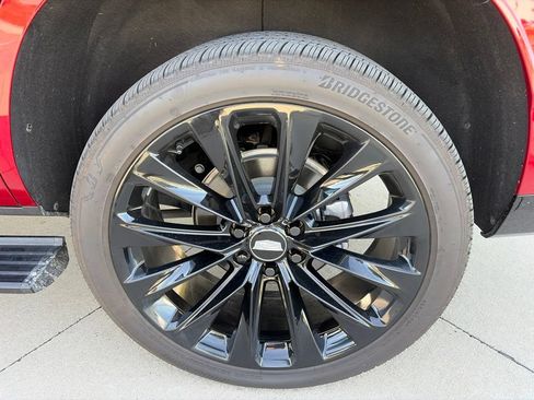 Used 2026 Cadillac Escalade Platinum Sport w/ LPO, ONYX Package AWD/4WD image 33