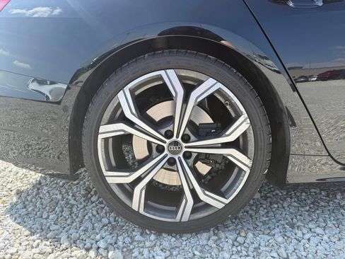Used 2025 Audi S6 Premium Plus AWD/4WD image 16
