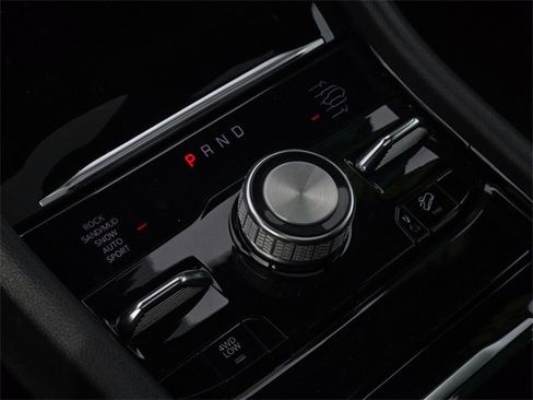 Used 2022 Jeep Grand Cherokee L Overland image 23