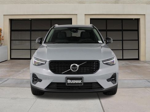New 2026 Volvo XC40 B5 Ultra w/ Climate Package AWD/4WD image 2