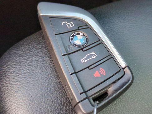 Used 2021 BMW X3 M40i w/ Premium Package image 43