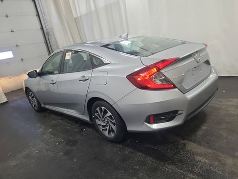 Used 2018 Honda Civic EX image 10