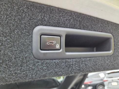 Used 2019 Lexus RX 350L FWD image 13