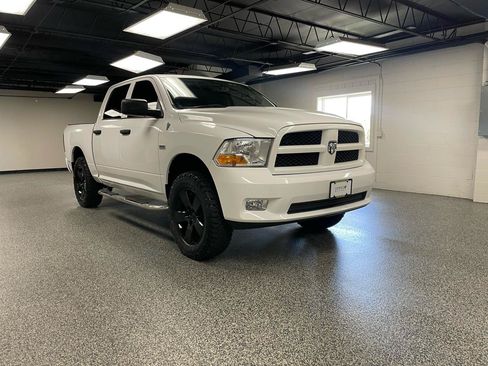 Used 2012 RAM 1500 Express w/ ST Popular Equipment Group AWD/4WD image 3