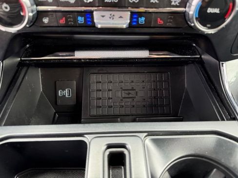 Used 2023 Ford F150 Lariat w/ Equipment Group 502A High AWD/4WD image 5