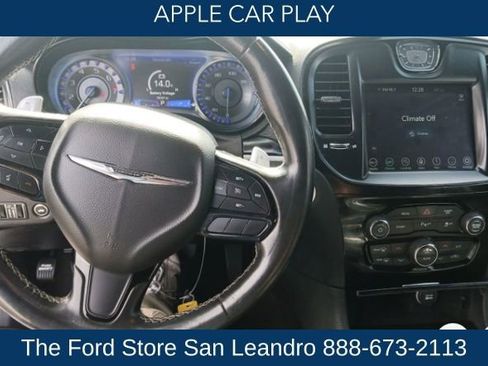 Used 2022 Chrysler 300 S image 9