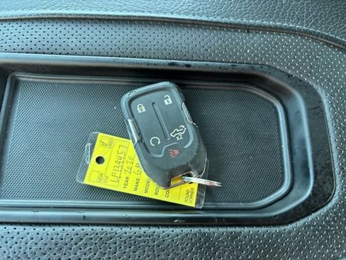 Used 2020 GMC Sierra 2500 Denali w/ Denali Ultimate Package image 24