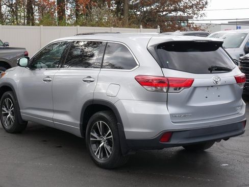 Used 2018 Toyota Highlander Plus image 7