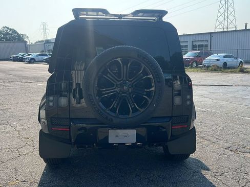 New 2026 Land Rover Defender 110 AWD/4WD image 6