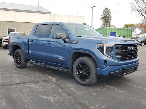 New 2026 GMC Sierra 1500 Elevation image 2