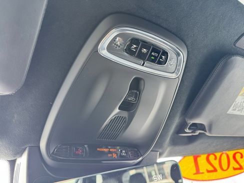 Used 2021 Volvo XC90 T6 Inscription w/ Lounge Package image 16