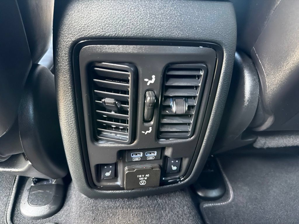 Used 2026 Dodge Durango SRT Hellcat w/ Premium Group AWD/4WD image 30